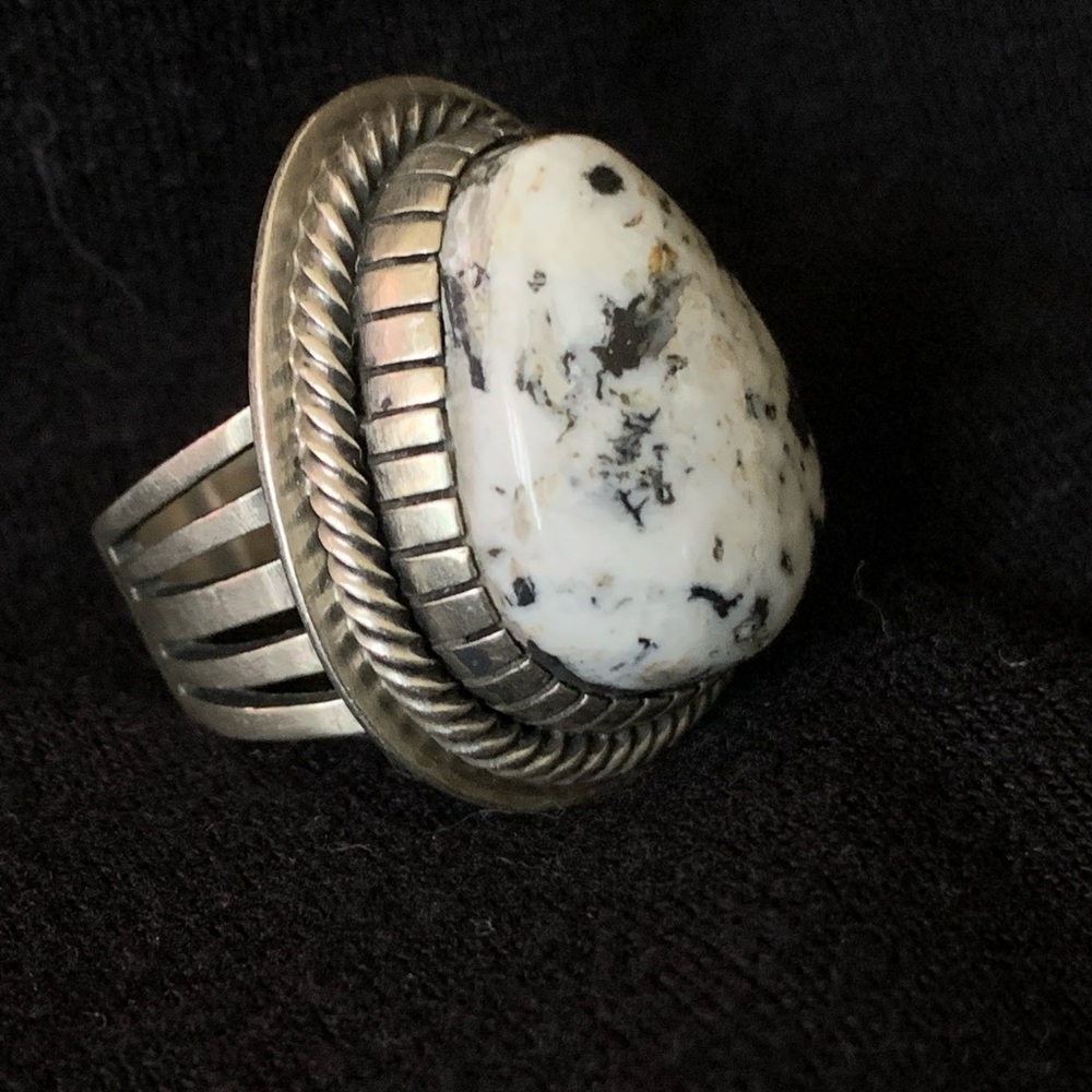02. White Buffalo Silver Ring. - image 4